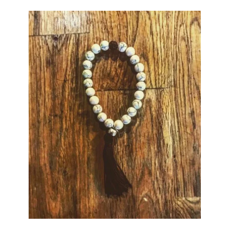 PULSERA HOWLITA BLANCA 27 CUENTAS